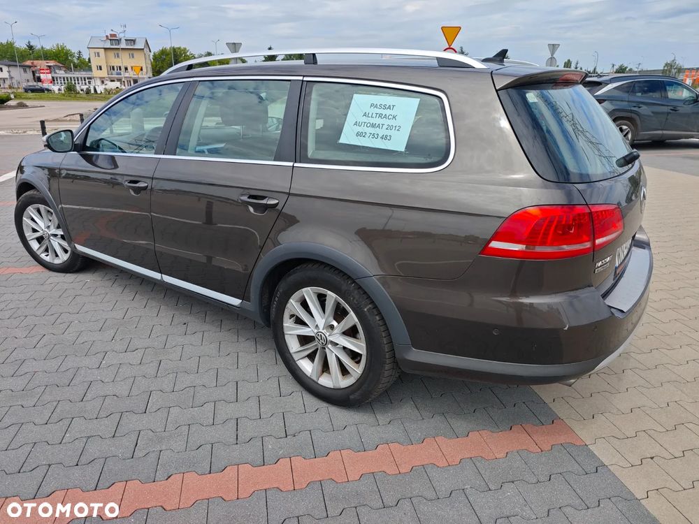 Volkswagen Passat Alltrack - 8