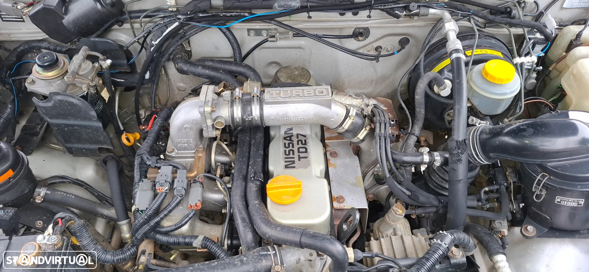 Nissan Terrano II 2.7 SGX - 16