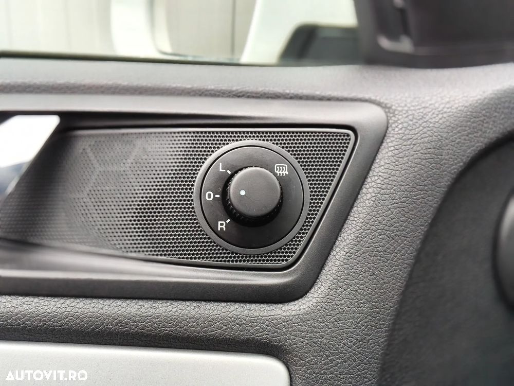 Skoda Octavia 1.6 TDI DPF DSG Classic - 35