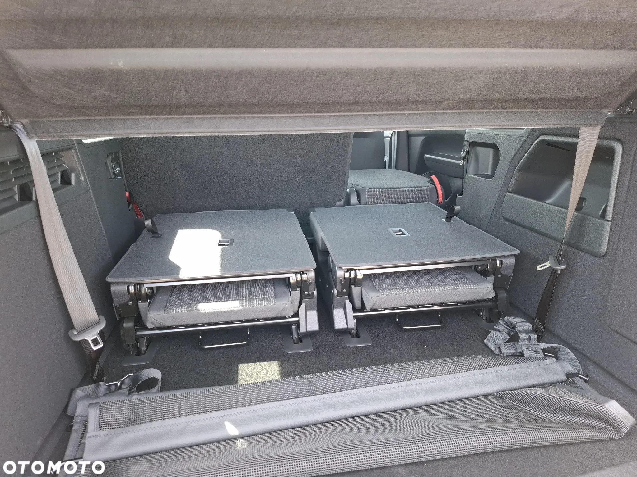 Volkswagen Caddy Maxi 2.0 TDI - 10