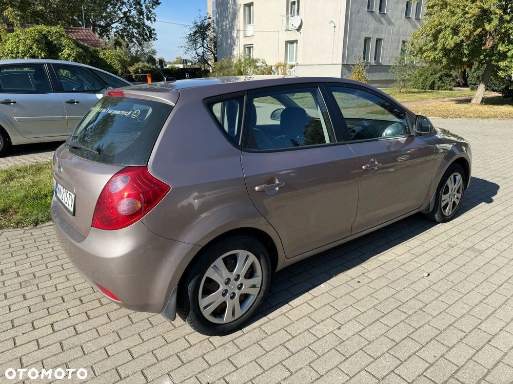 Kia Ceed Cee'd 1.6 Optimum + - 3