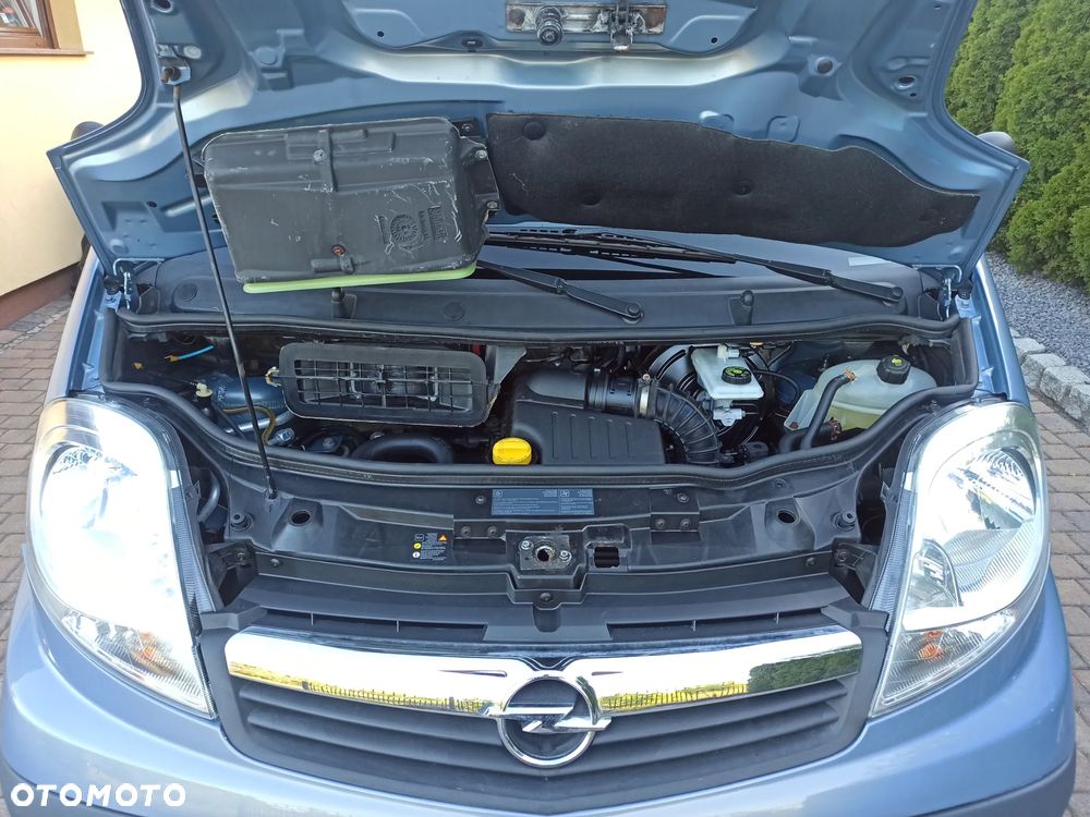 Opel Vivaro L2H1 2.9t - 15