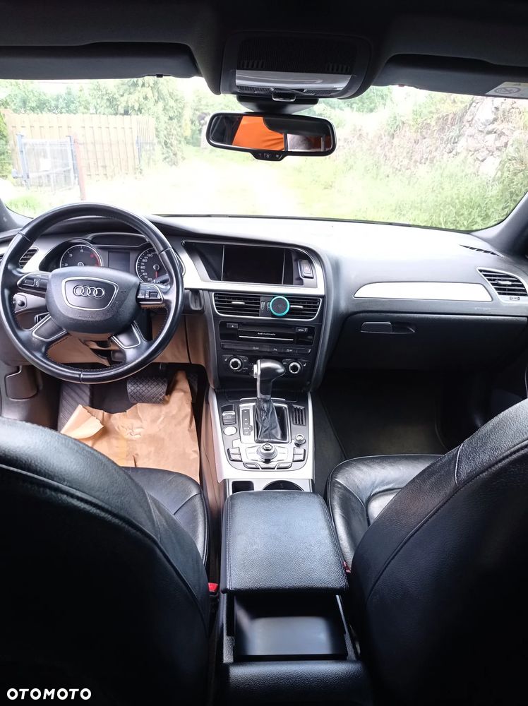 Audi A4 Limousine 2.0 TDI DPF clean diesel multitronic S line Sportpaket - 9