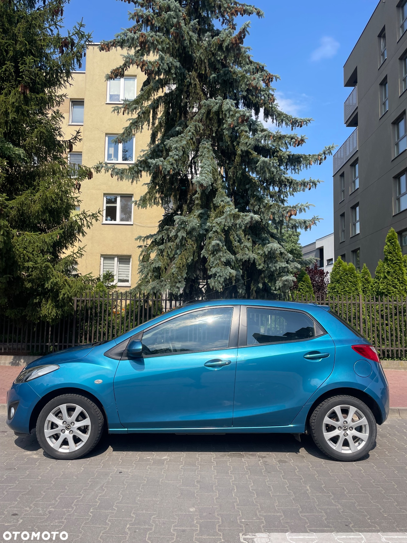 Mazda 2 1.5 Exclusive + - 2