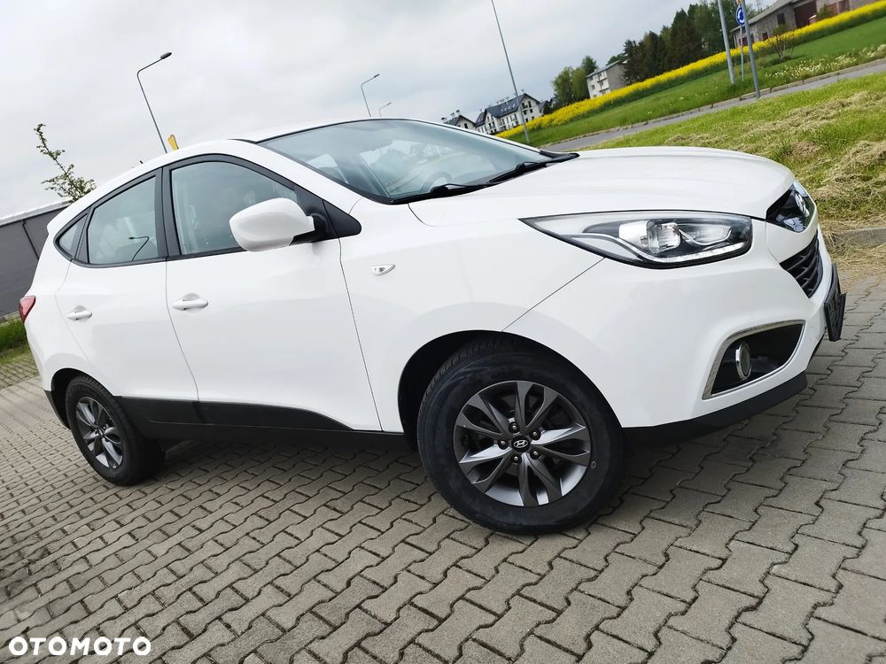 Hyundai ix35 1.6 2WD Fifa World Cup Edition - 4