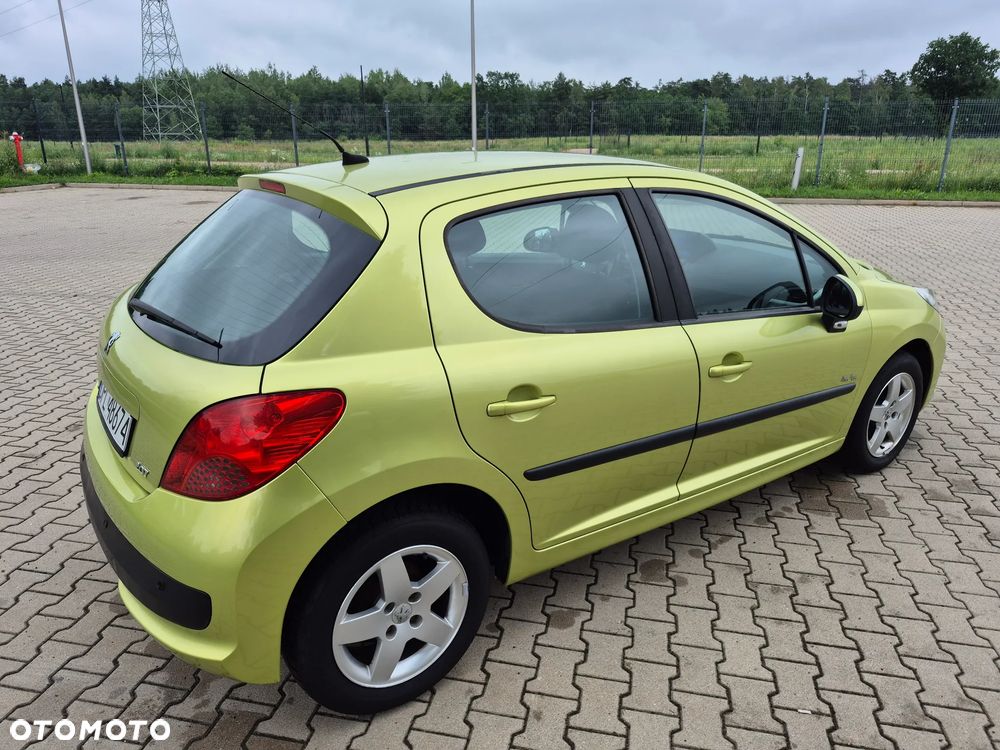 Peugeot 207 1.4 16V Sporty - 7