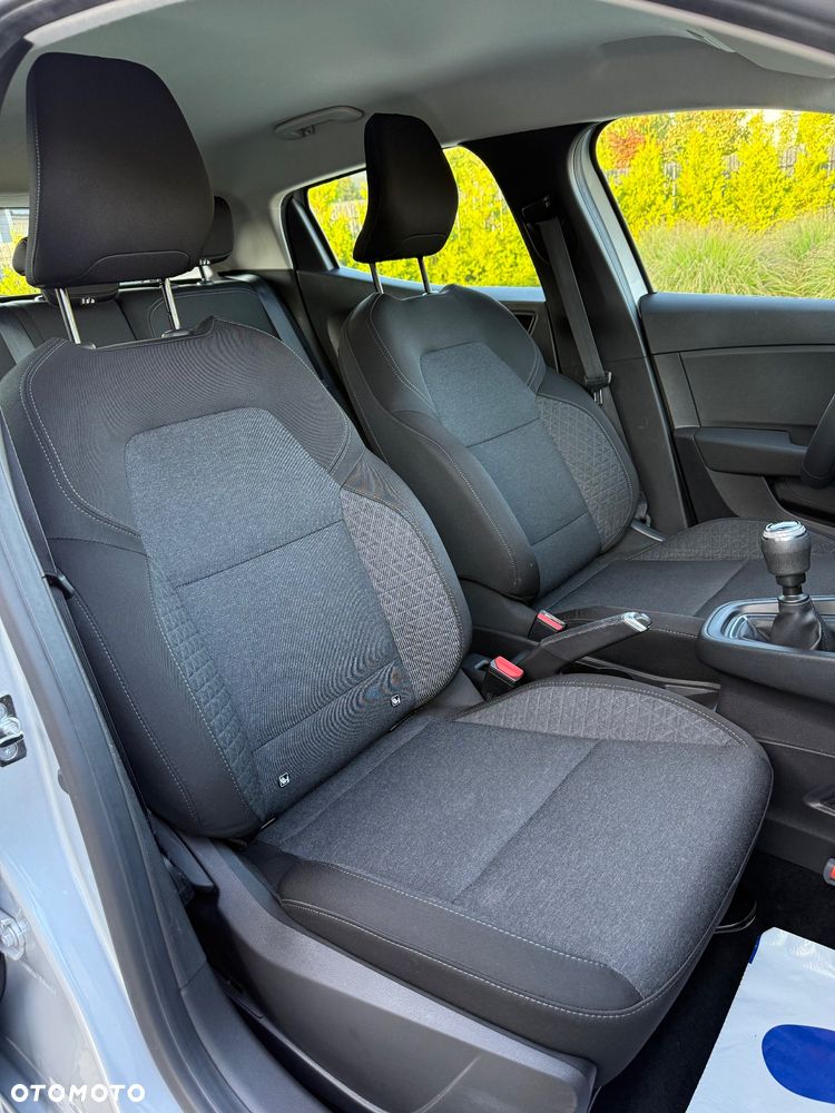 Renault Clio TCe 90 EVOLUTION - 20