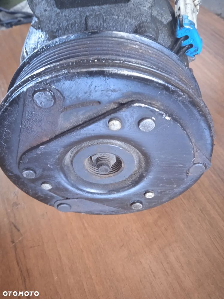Sprężarka klimatyzacji	Opel Vectra B 1.6 - 5