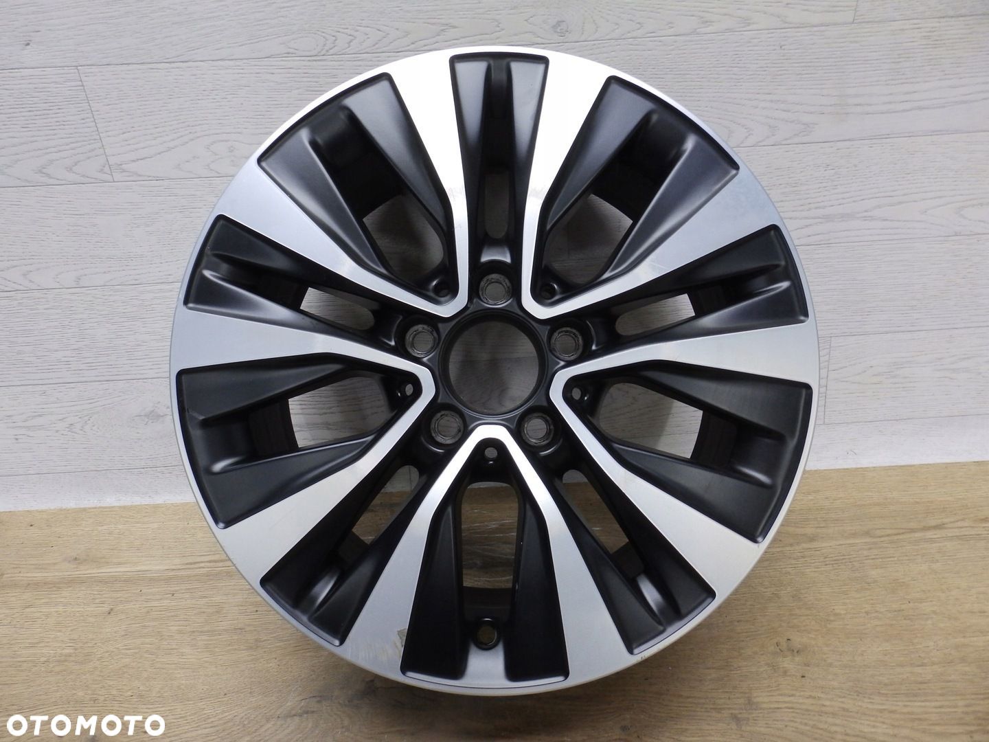 Felga Mercedes A-Klasa A177 6.5Jx16H2-N Et44 5x112 - 1