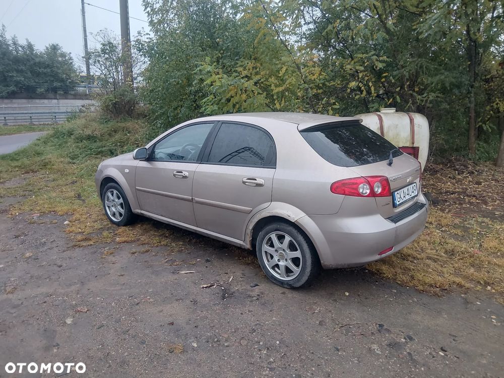 Chevrolet Lacetti 2008 photo 4