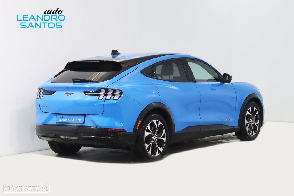 Ford Mustang Mach-E AWD PREMIUM - 3