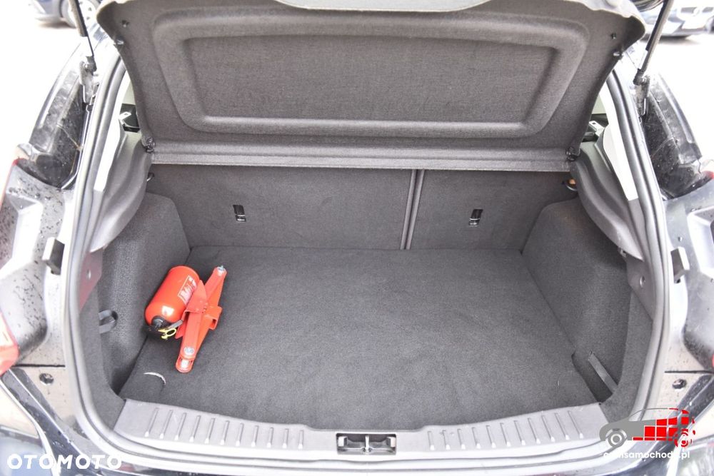 Ford Focus - 19