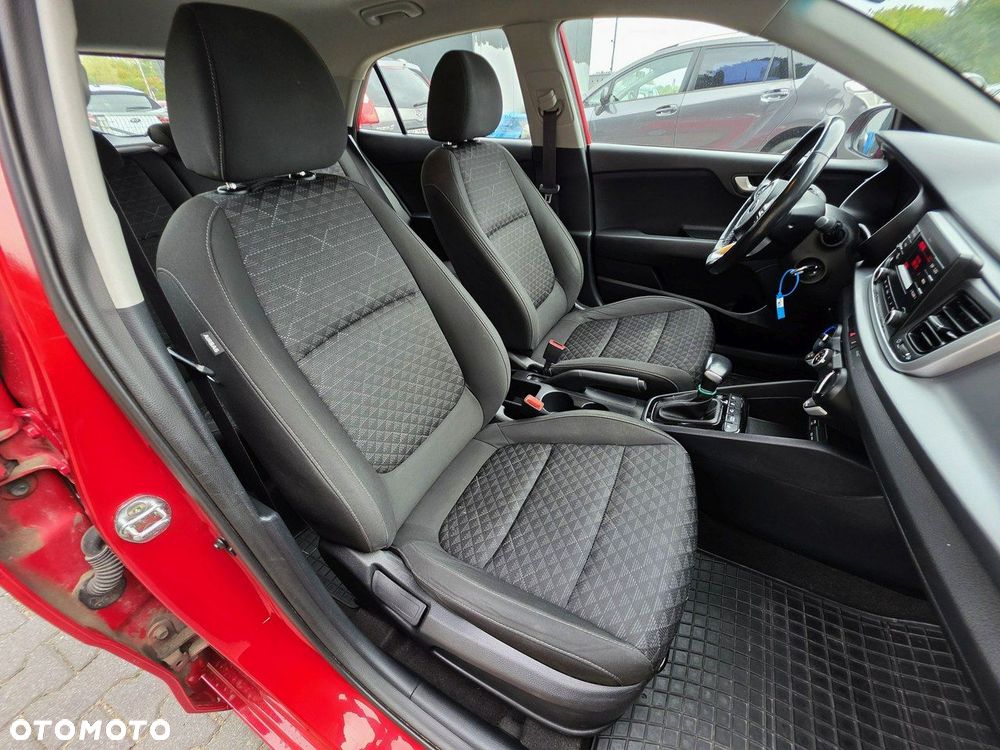 Kia Rio - 24