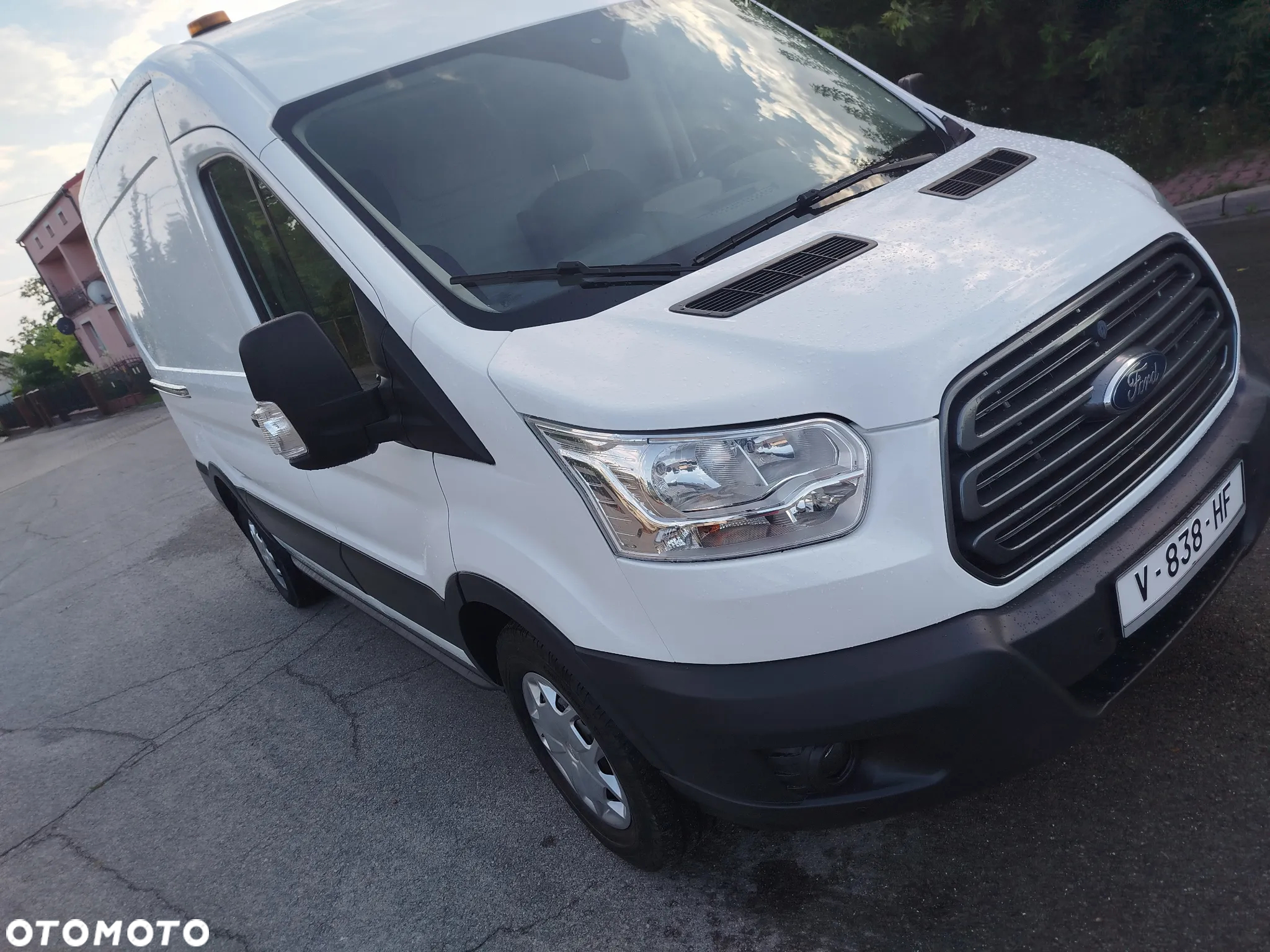 Ford Transit L2H2 ŚREDNIAK KLIMA 2.0TDCI - 14