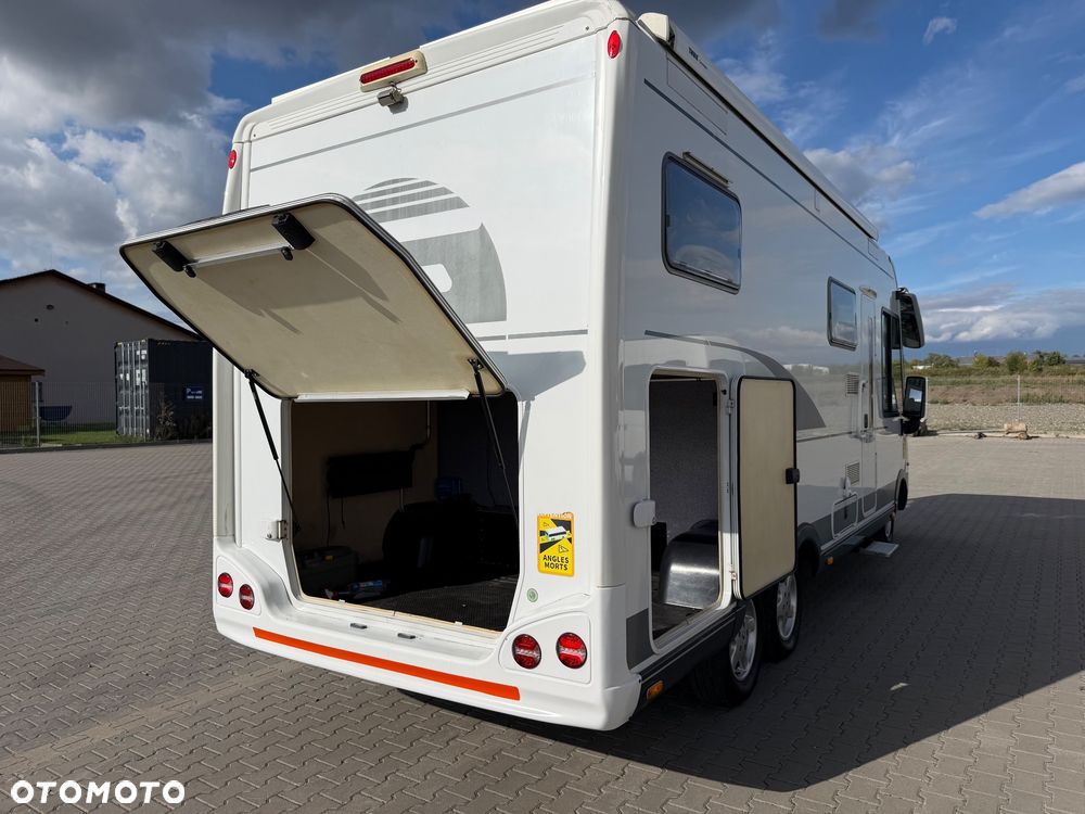 Niesmann-Bischoff Flair 670