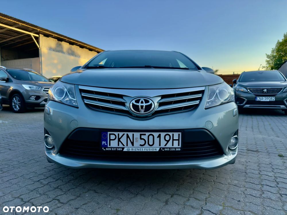 Toyota Avensis 2.0 Executive - 2