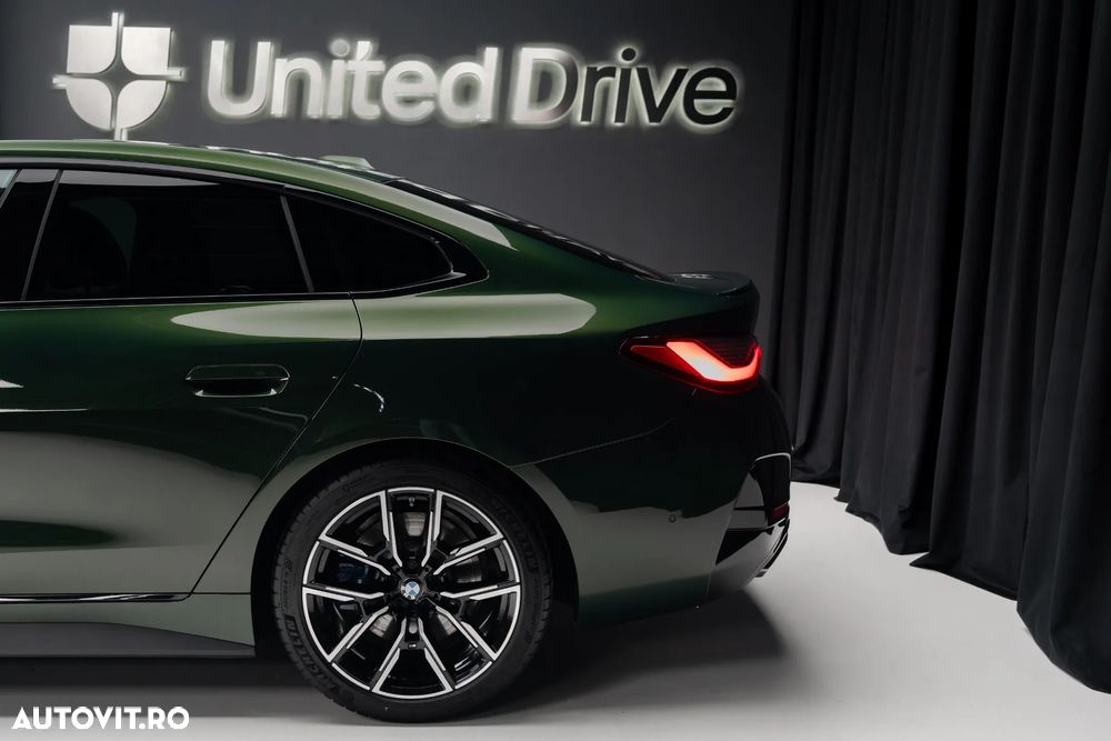 BMW M4 M440i xDrive Gran Coupe - 11