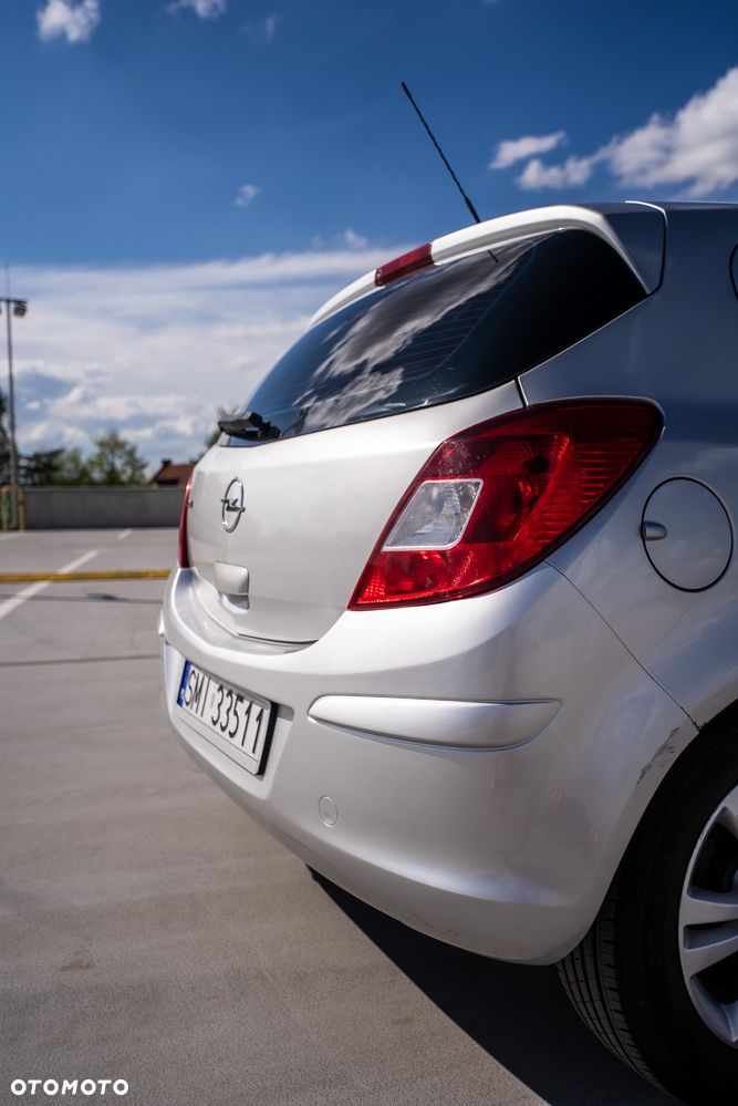Opel Corsa 1.2 16V - 22