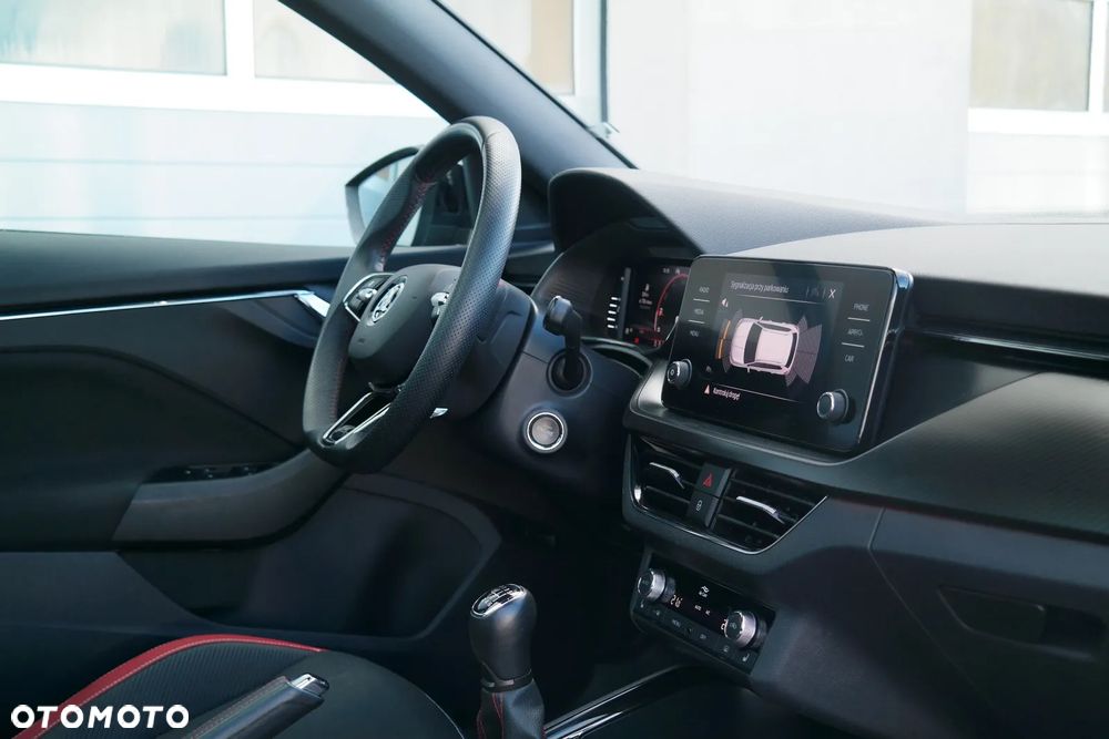 Skoda Kamiq 1.5 TSI Monte Carlo - 9