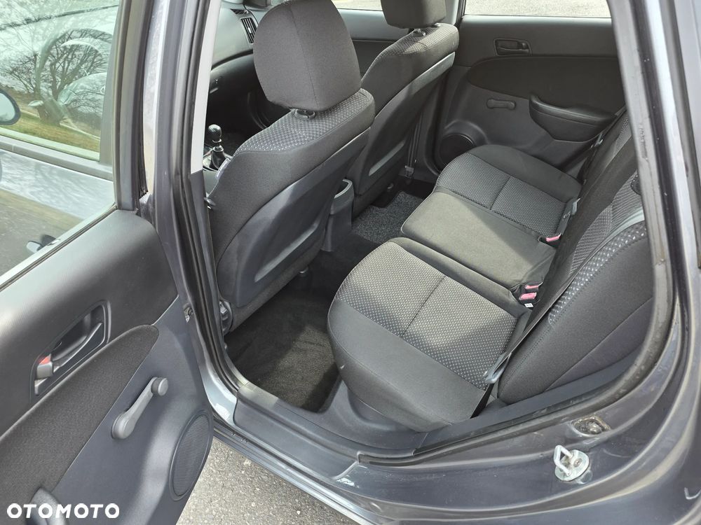 Hyundai i30 1.4 Edition Plus - 16