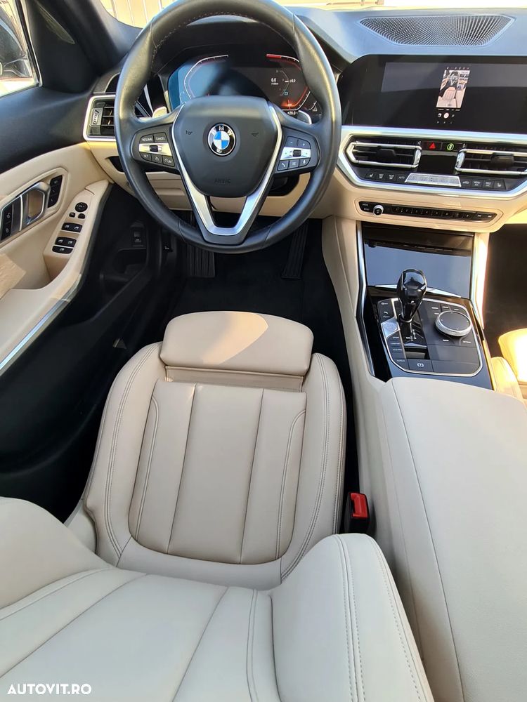 BMW Seria 3 330i AT Sport Line - 18