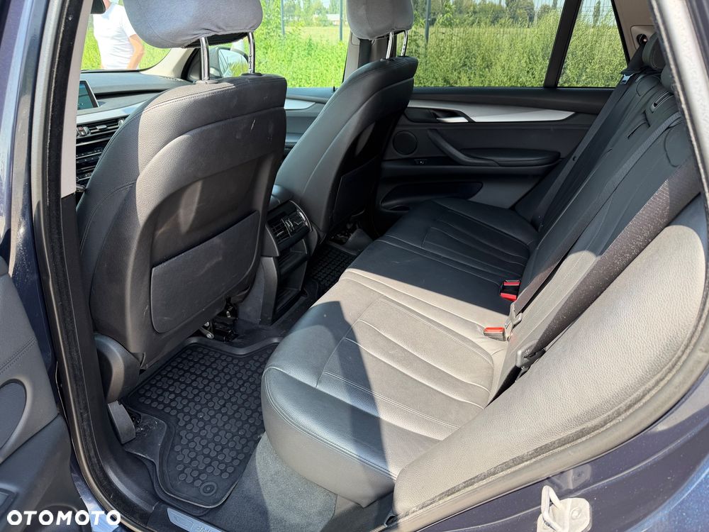 BMW X5 sDrive25d - 12