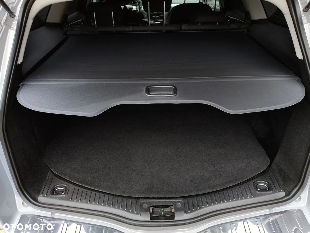 Ford Mondeo 2.0 TDCi Titanium X - 16