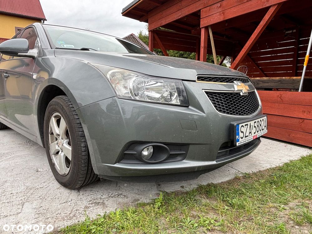 Chevrolet Cruze - 4