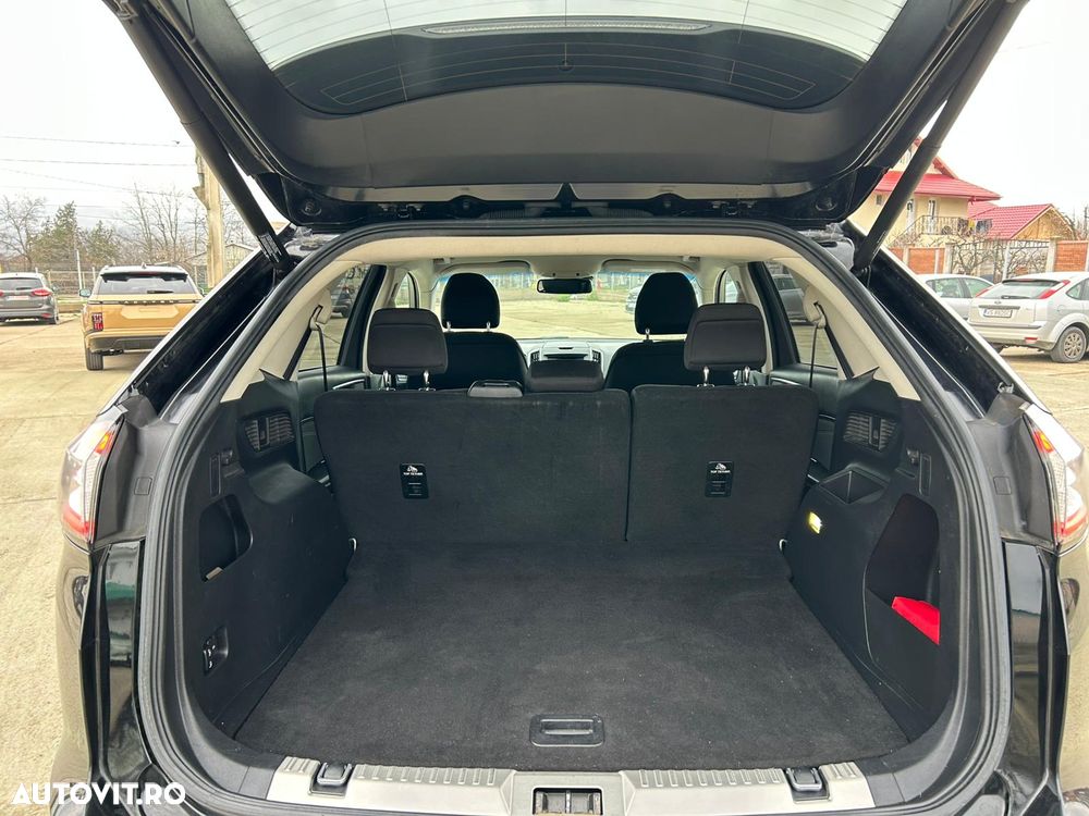 Ford Edge 2.0 TDCi Bi-Turbo 4x4 Titanium - 13