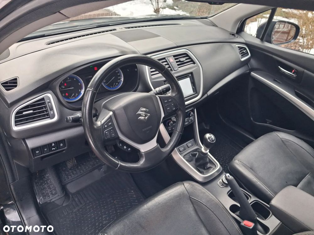 Suzuki SX4 S-Cross 1.6 DDiS Premium Plus 4WD - 12