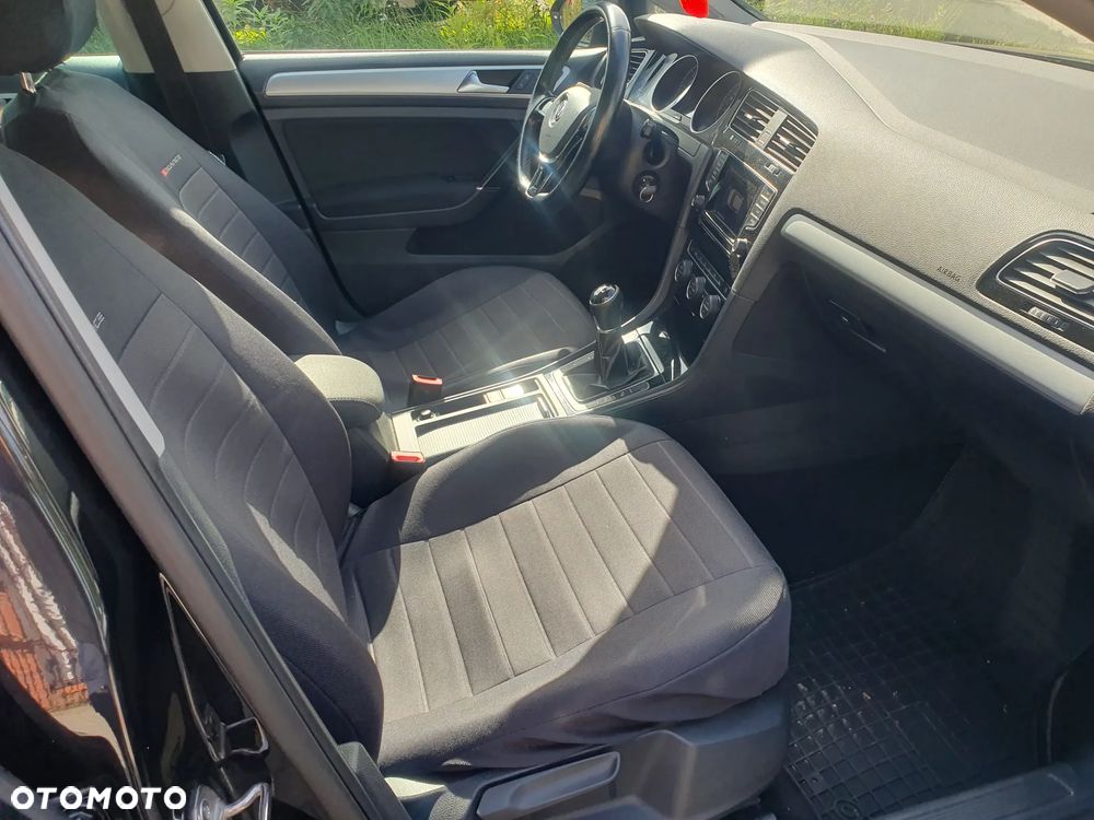 Volkswagen Golf 1.6 TDI BlueMotion Technology Cup - 8