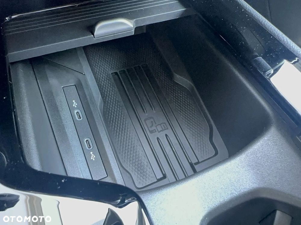 Skoda Superb 2.0 TDI SCR 4x4 Selection DSG - 19