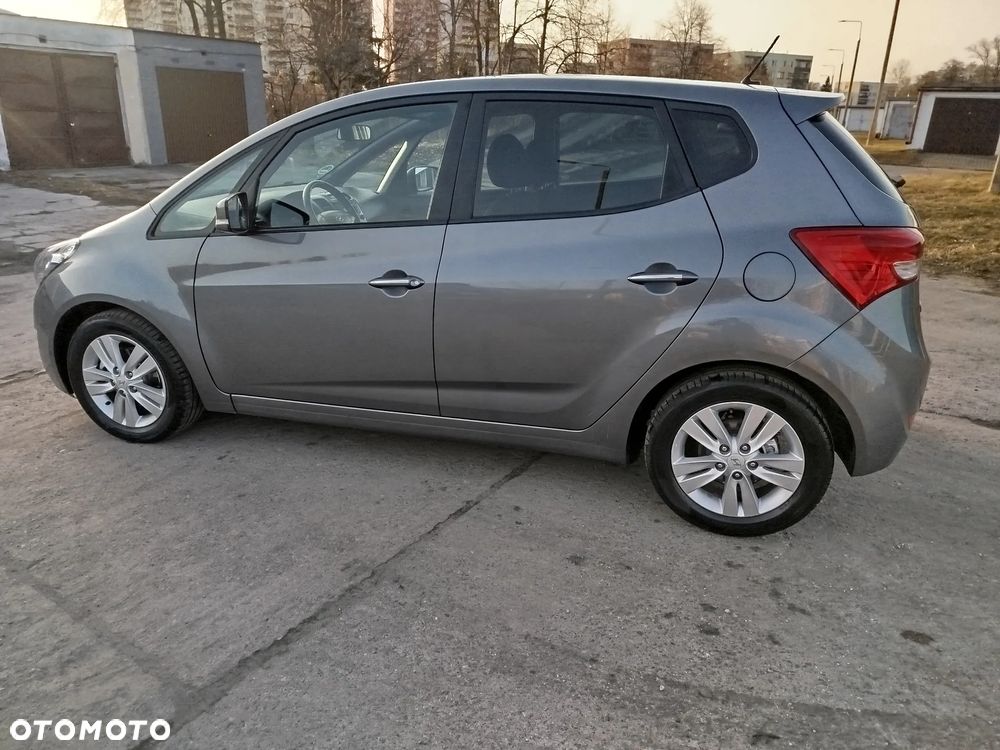 Hyundai ix20 1.6 CRDi Fifa World Cup Edition - 11