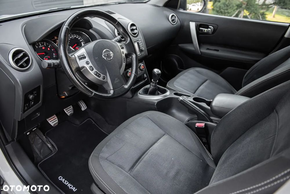Nissan Qashqai 2.0 360 - 17