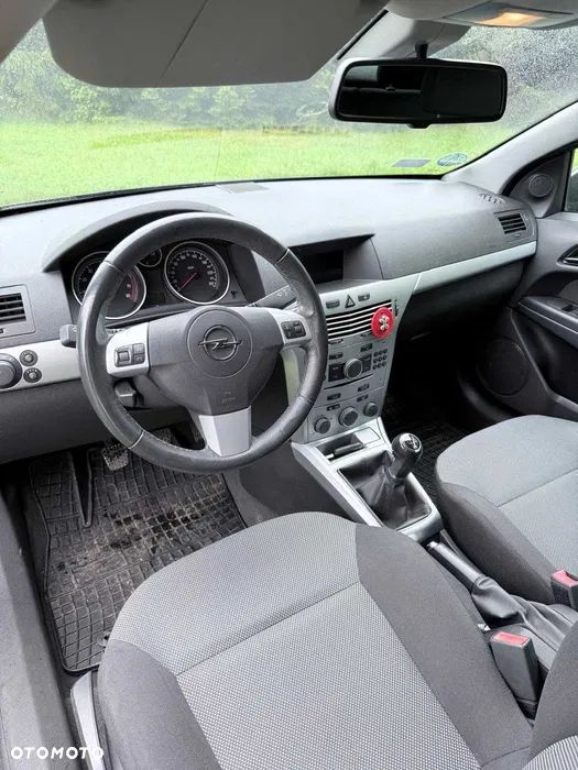 Opel Astra 1.6 Cosmo - 2