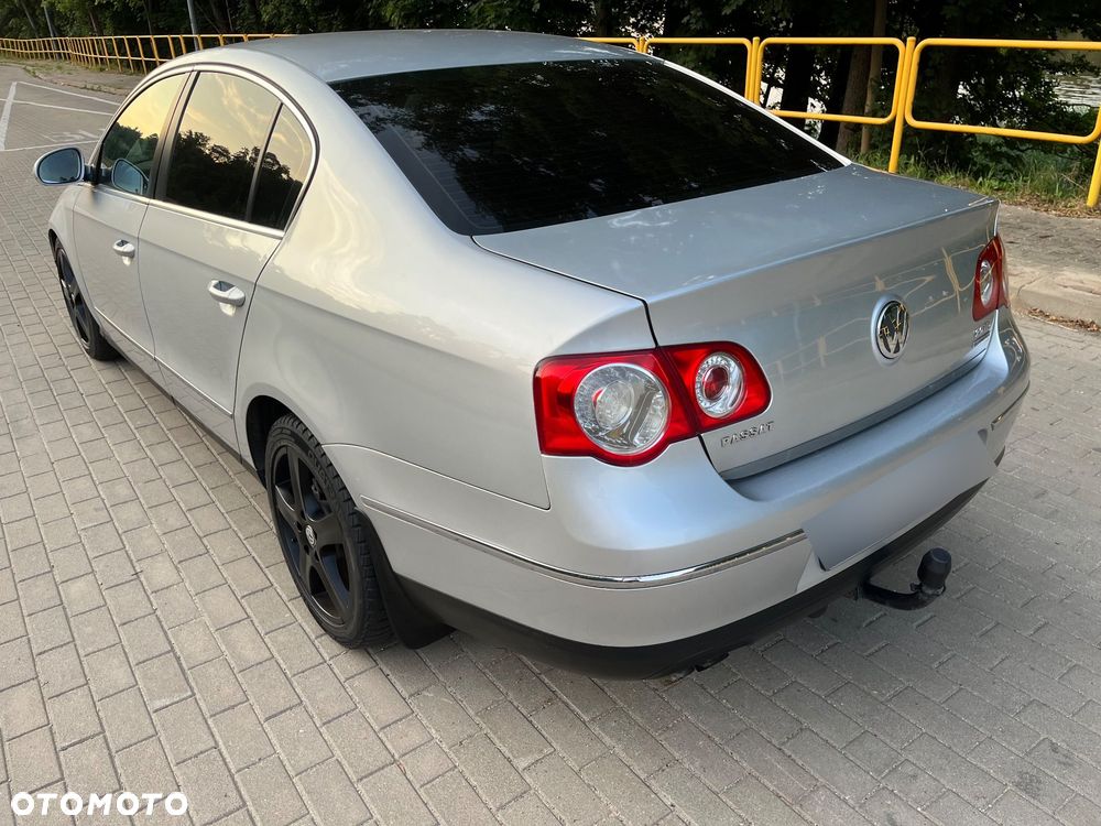 Volkswagen Passat 2.0 TDI 4Mot Comfortline - 4