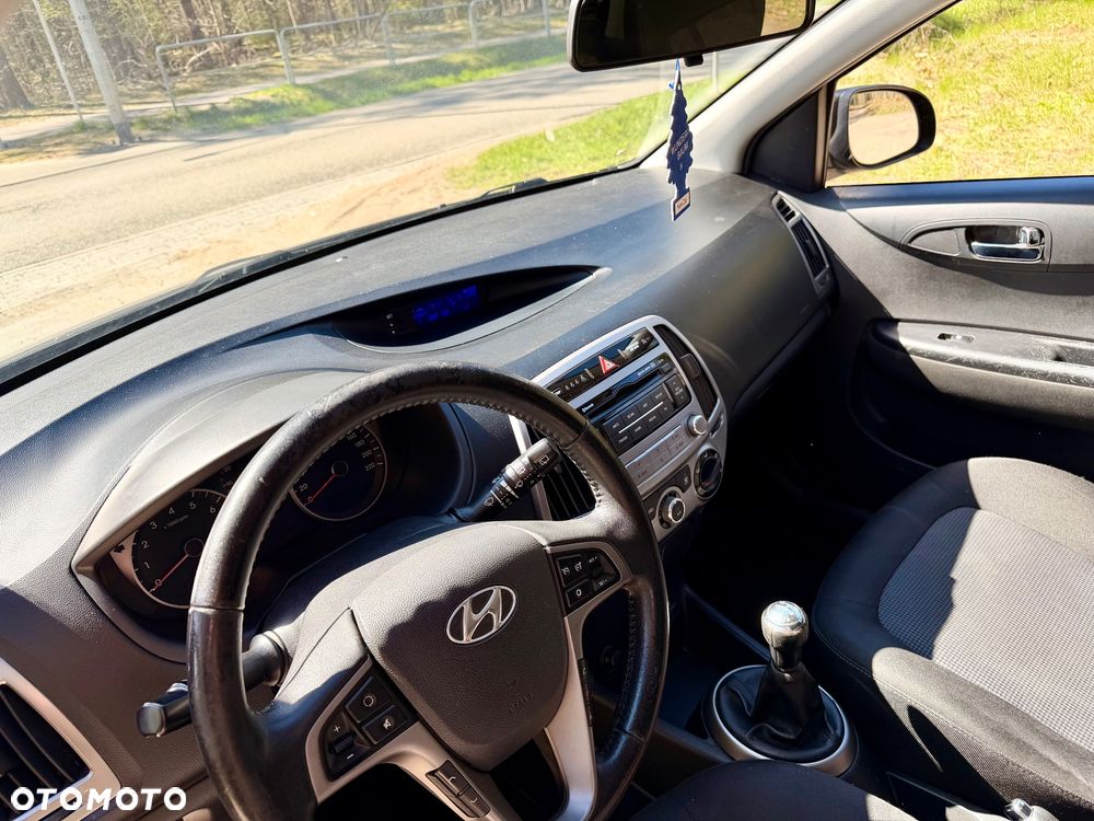 Hyundai i20 1.25 Wersja Jubileuszowa - 13