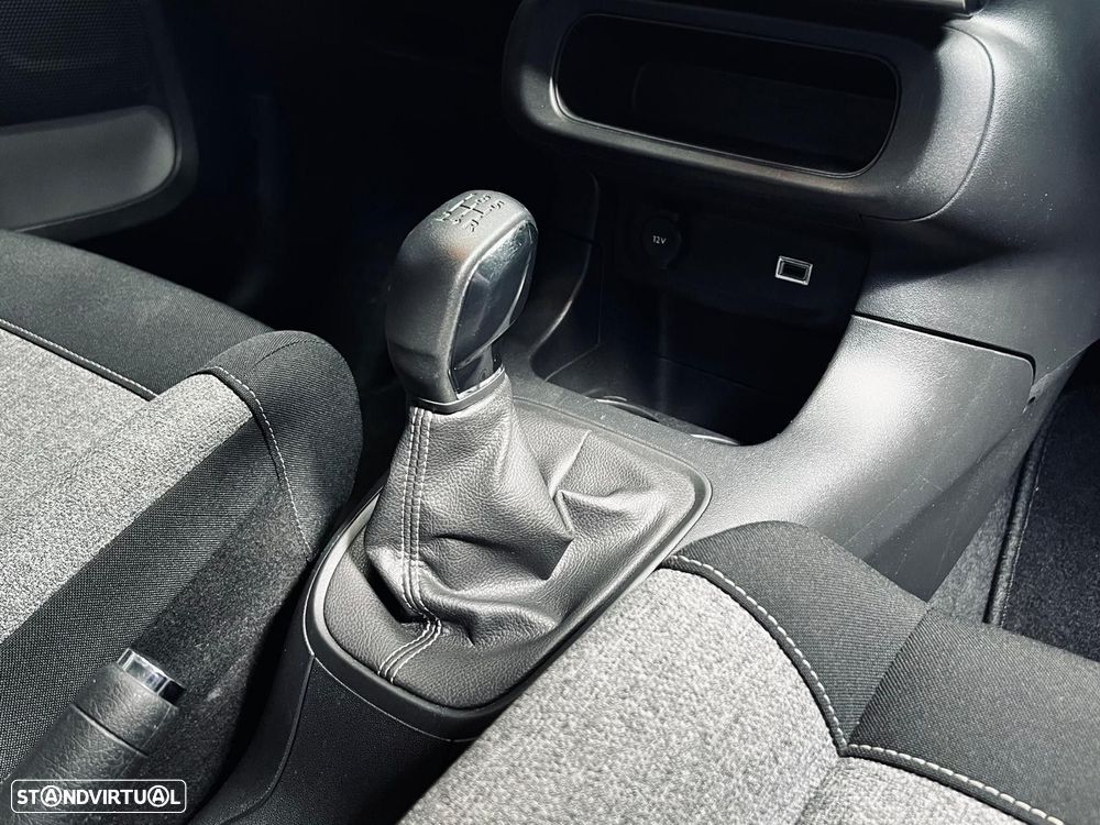 Citroën C3 1.2 PureTech C-Series - 26