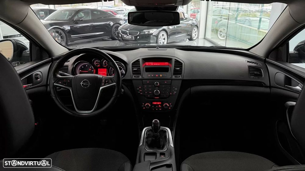 Opel Insignia Sports Tourer - 14