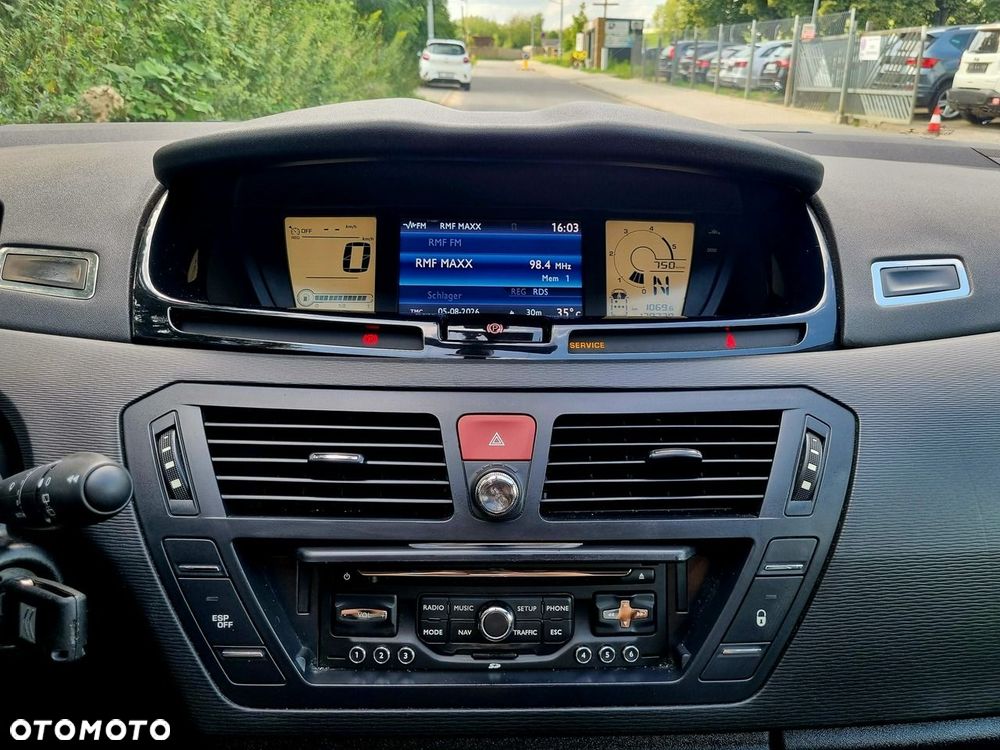 Citroën C4 Picasso 1.6 e-HDi FAP EGS6 Exclusive - 21