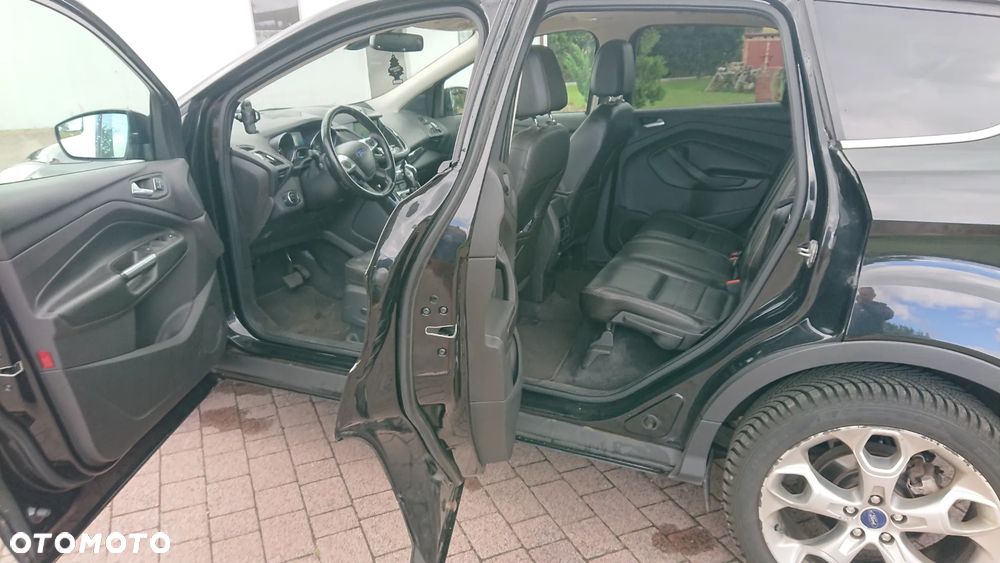 Ford Escape 2.0 EcoBoost AWD Titanium - 2