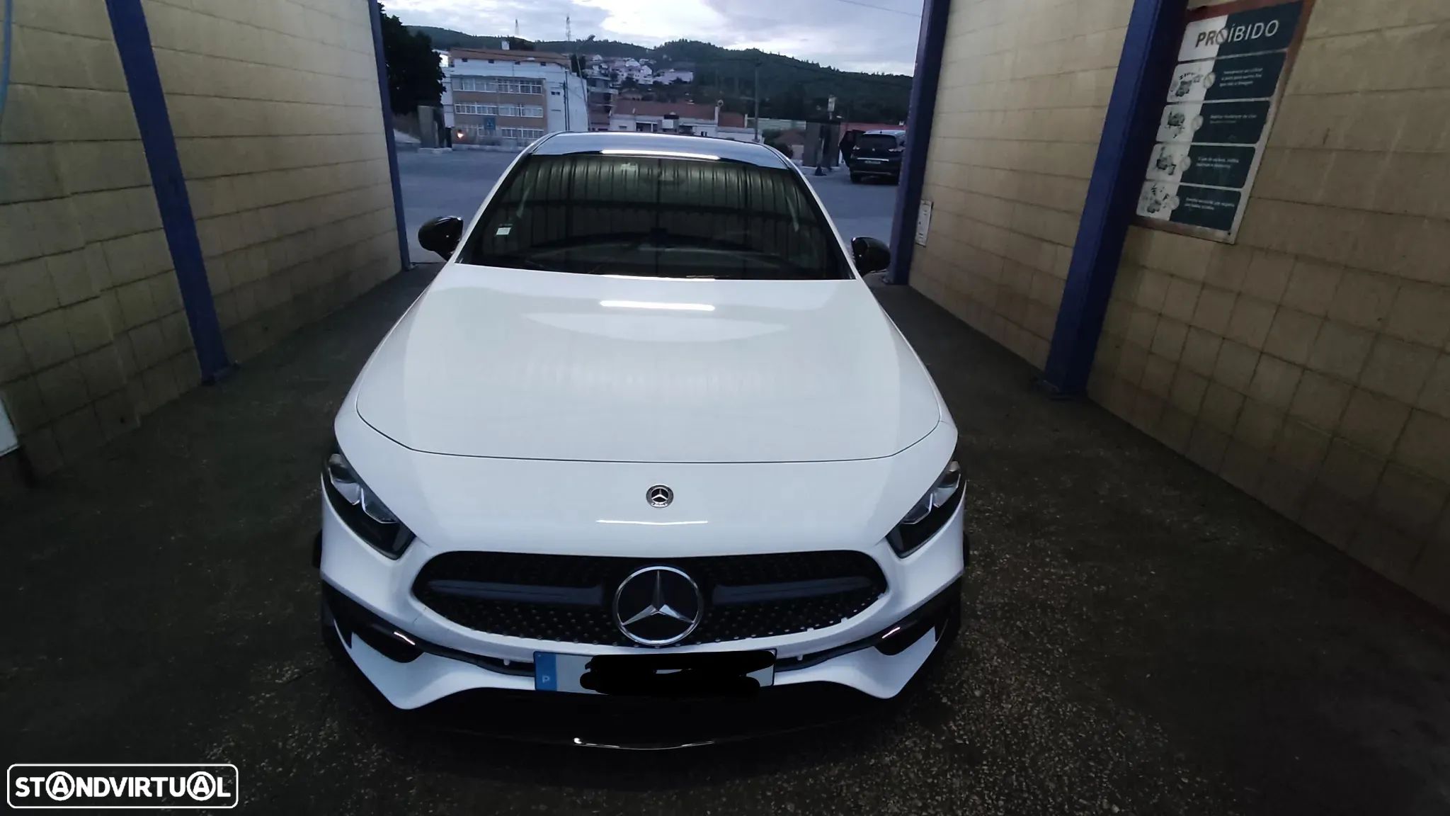 Mercedes-Benz A 200 AMG Line Aut. - 1