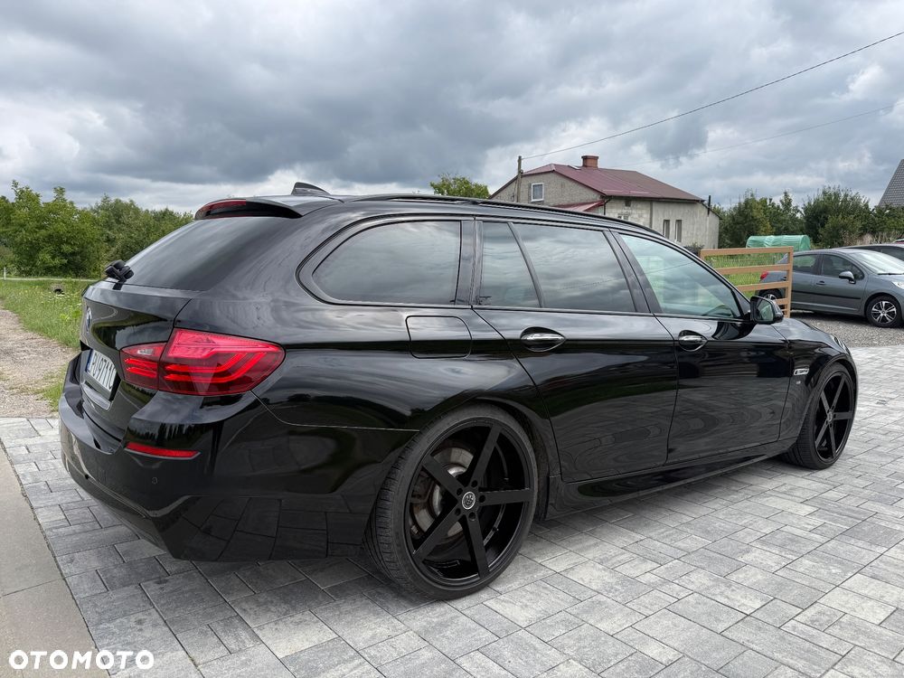 BMW Seria 5 525d Sport-Aut Luxury Line - 38