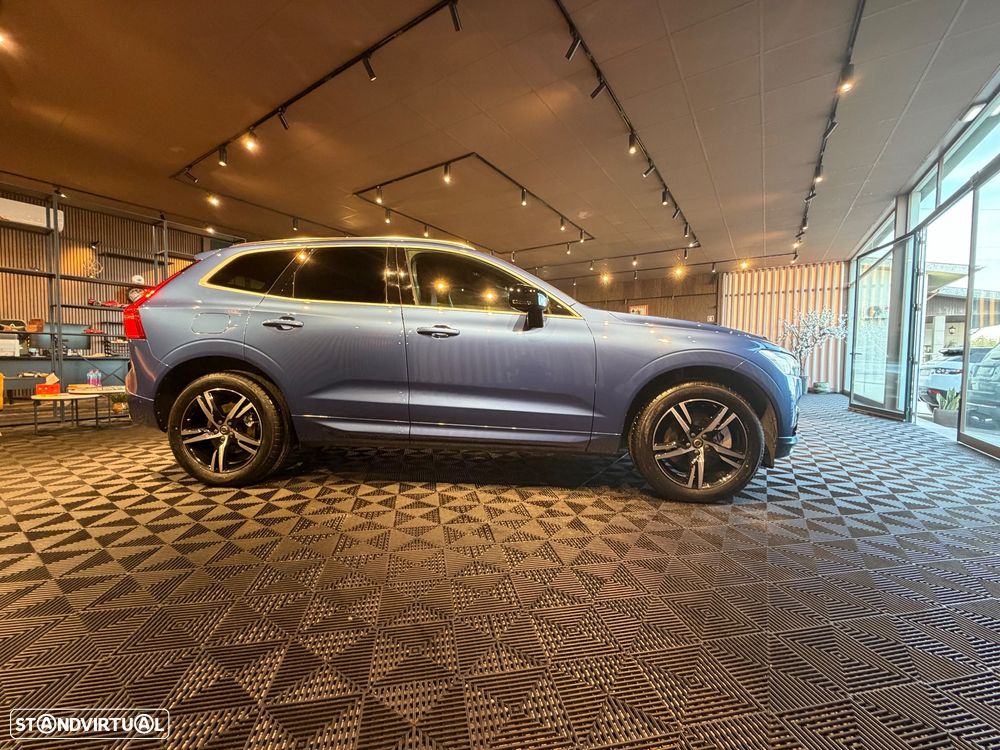 Volvo XC 60 2.0 T8 PHEV R-Design AWD - 10
