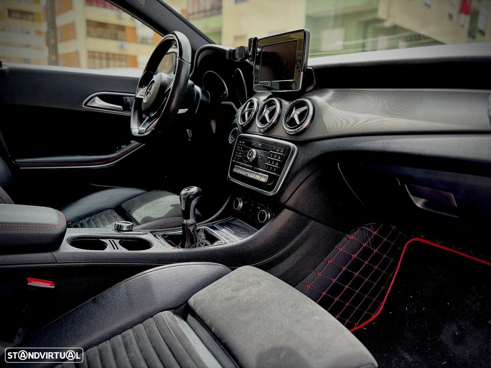 Mercedes-Benz CLA 180 - 7