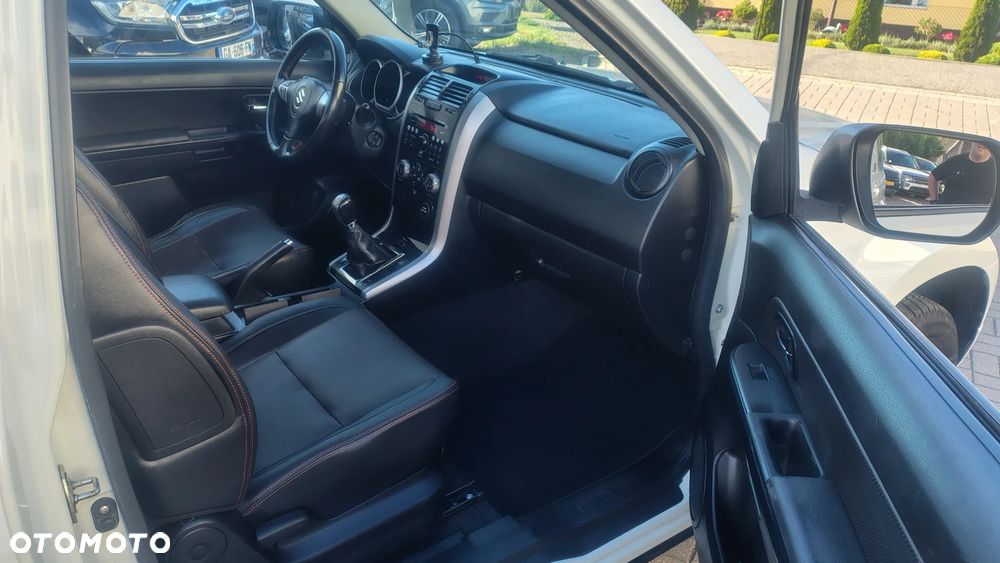 Suzuki Grand Vitara - 11