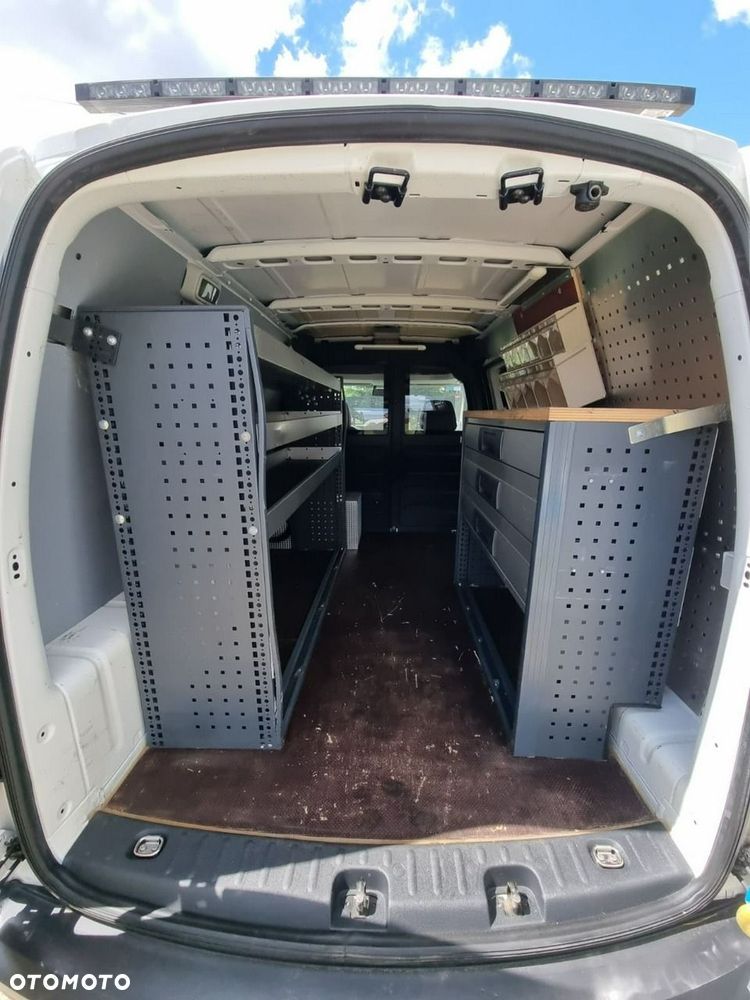 Volkswagen Caddy - 15