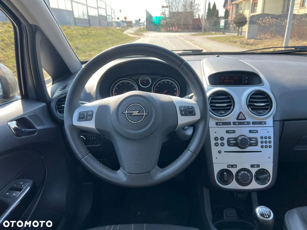 Opel Corsa 1.4 16V 150 Jahre - 27