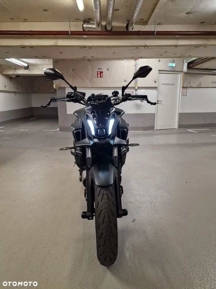 Yamaha MT - 22