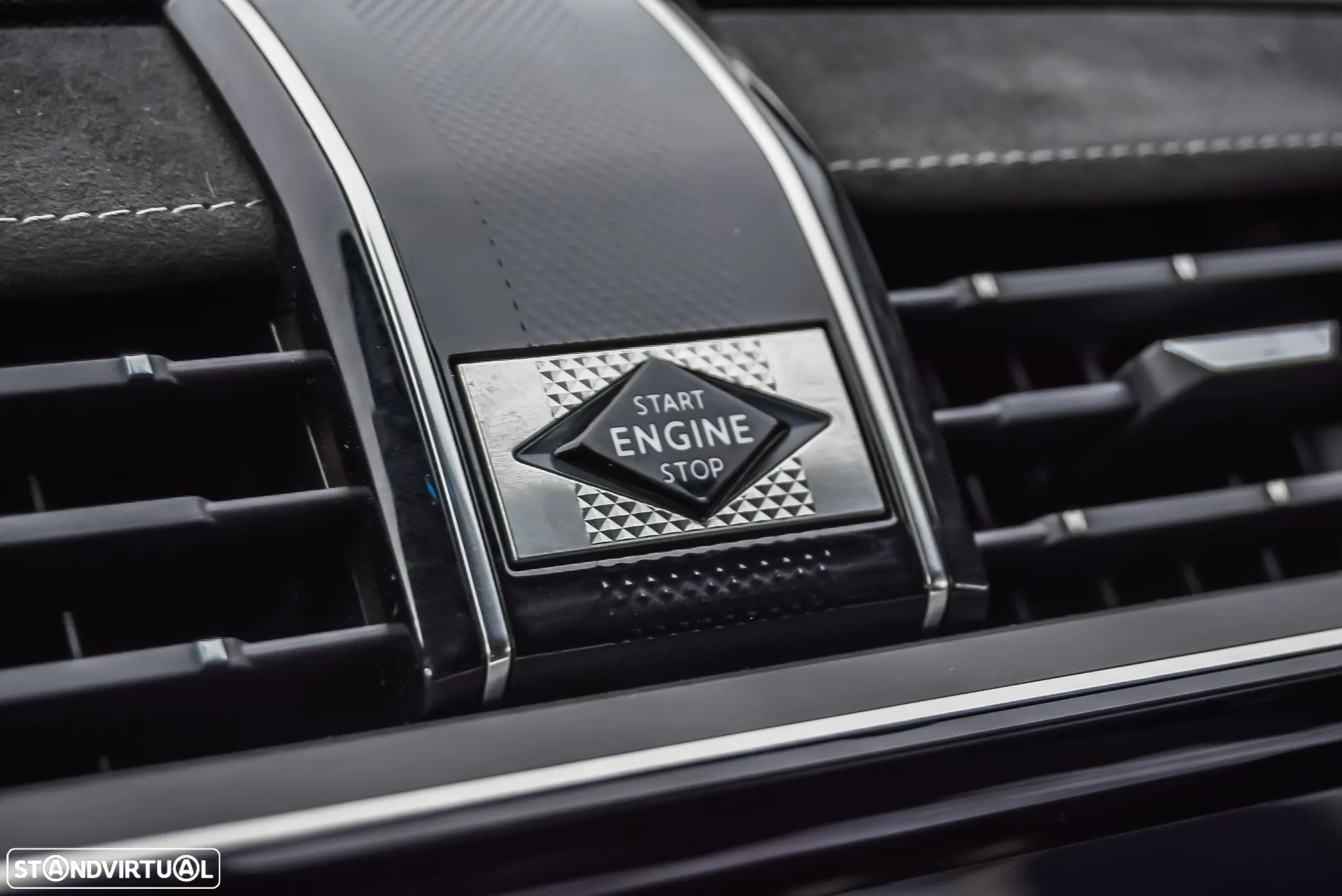 DS DS7 Crossback E-Tense Performance Line+ EAT8 - 19